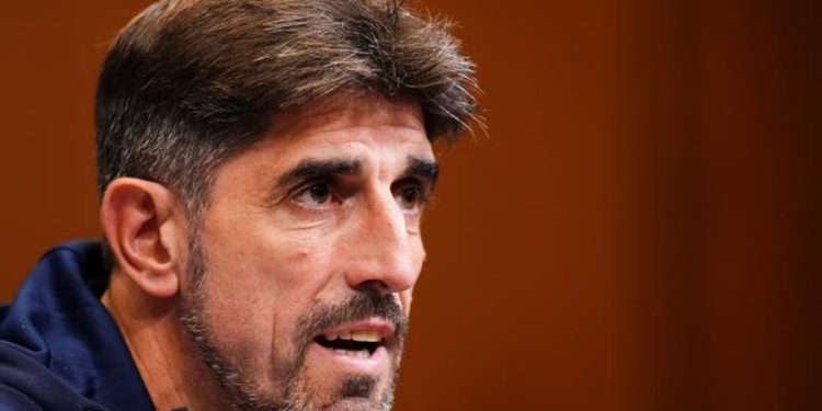 “Poshtërim epik”, gazetarët anglezë “turpërojnë” Serbinë, shkak bëhet trajneri i ri