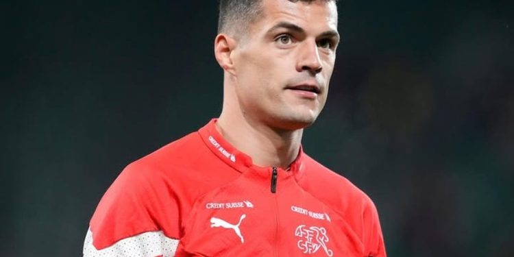 Fishkëllimat ndaj Granit Xhakës, një turp që përsëritet në tribuna