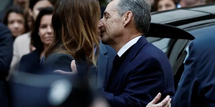 Nicolas Sarkozy shkroi 11 faqe çdo ditë, pritet botimi i librit