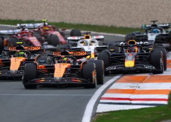 Formula 1 drejt vijës së finishit, gara për titull më e ndezur se kurrë…