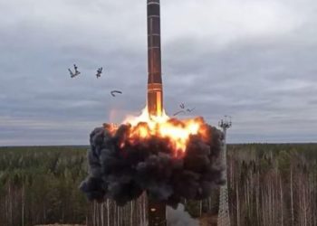 Rusia i bën thirrje SHBA-së: Qartësoni sinjalet për testimet bërthamore