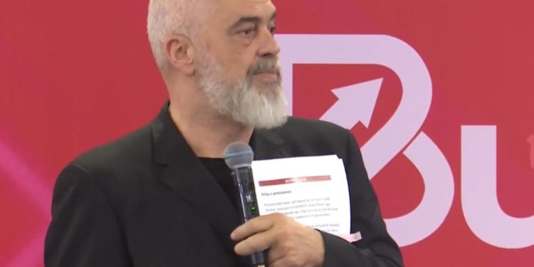 “Veliaj në burg pa gjyq”, Rama-Kushtetueses: Jepini mundësinë të bëjë detyrën