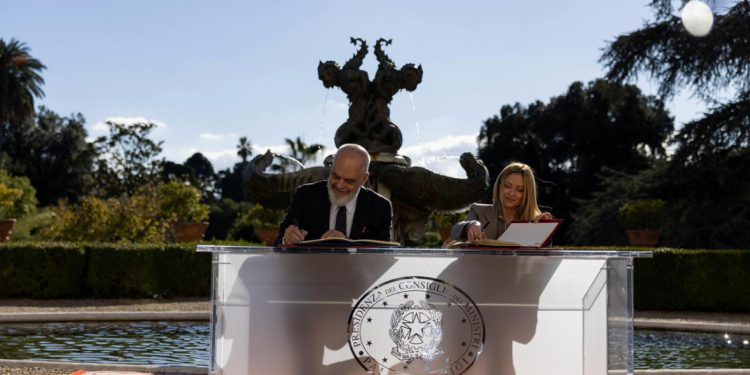 Për herë të parë takim bilateral mes qeverisë shqiptare dhe italiane, çfarë nuk u pa në mbledhjen e mbajtur në Romë