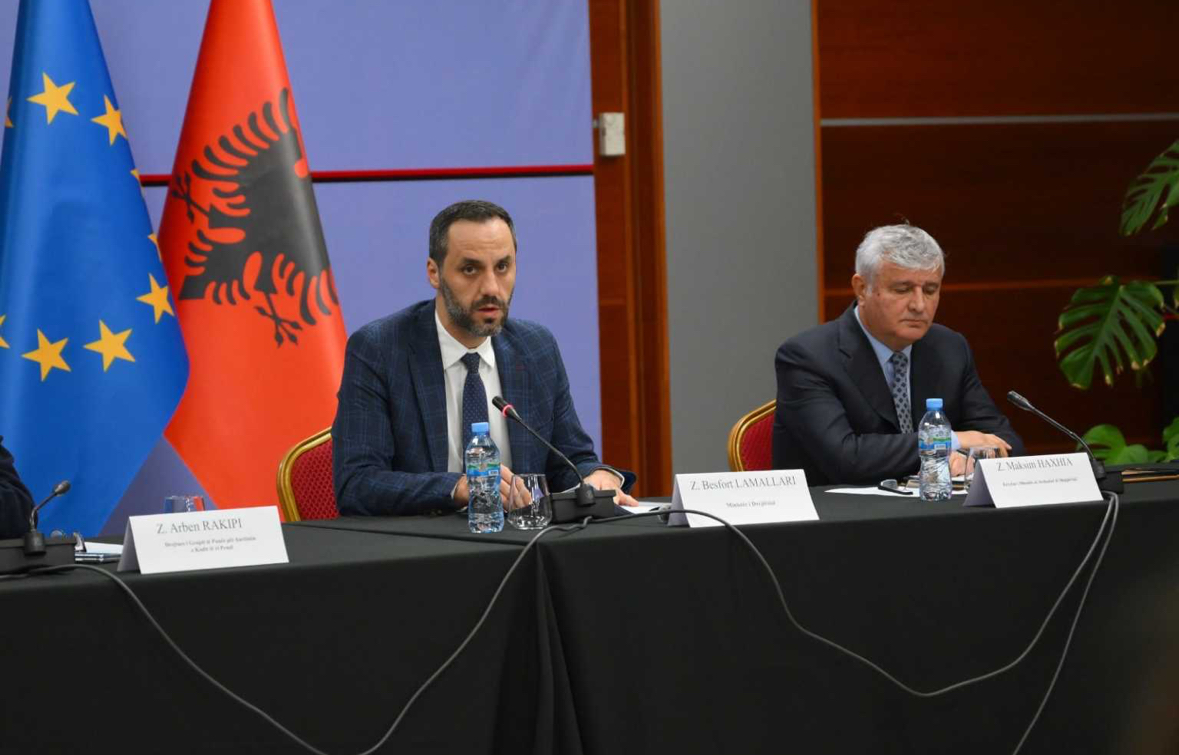 Kodi i ri Penal  Lamallari mbledh avokatët  Synon të modernizojë politikën penale