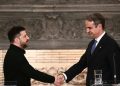 “Greqia bëhet nyje energjetike e Europës”, Mitsotakis dhe Zelensky firmosin marrëveshjen historike të gazit
