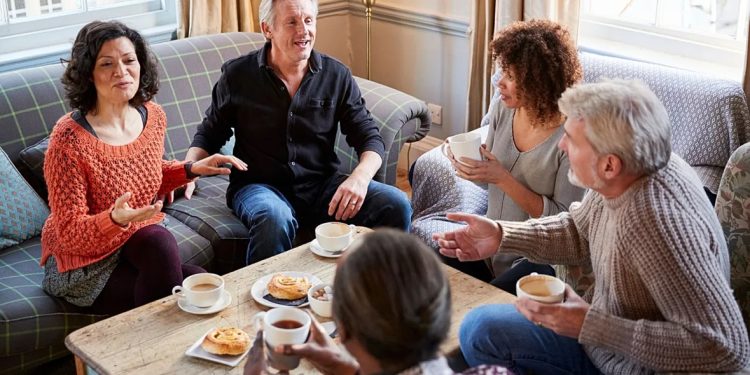 Studimi: Njerëzit që flasin më shumë se një gjuhë, plaken më ngadalë