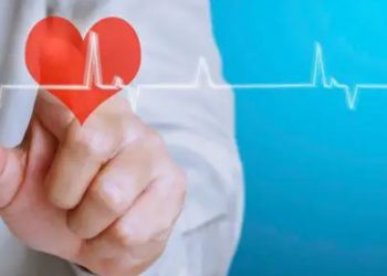 Arresti kardiak: Çfarë është, pse ndodh dhe pse minutat e para janë vendimtare 