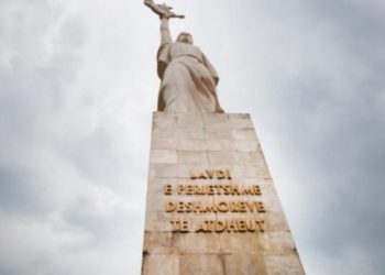 “29 Nëntori”/ Shqiptarët festojnë sot 81-vjetorin e Çlirimit 