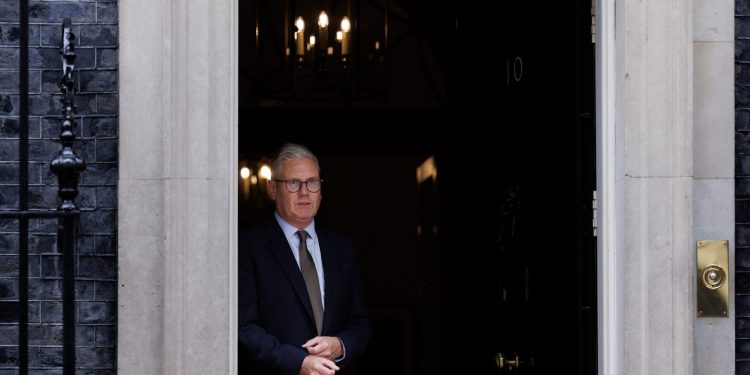 Mbrojtja: Marrëveshja për të përfshirë Mbretërinë e Bashkuar në fondin e armatimit të BE-së prej 150 miliardë eurosh dështon