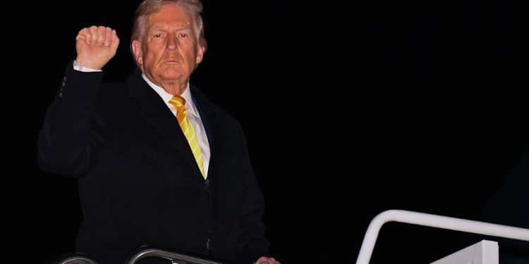 Trump thotë se do të ndërmarrë veprime ligjore kundër BBC-së për redaktimin e Panorama-s