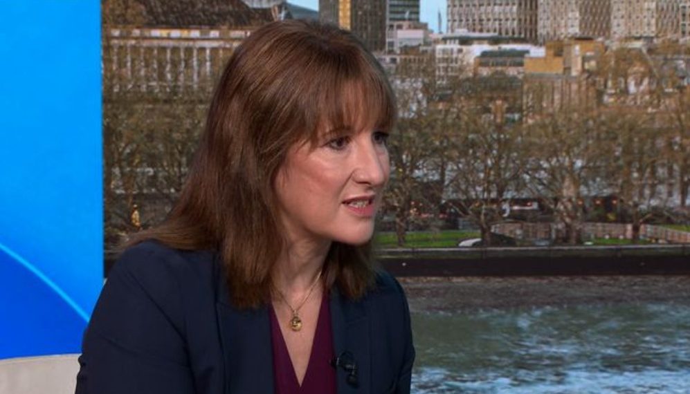 ‘Sigurisht që nuk’ gënjeva për parashikimet e buxhetit, thotë kancelarja për Sky News – ndërsa Badenoch i bën thirrje asaj të japë dorëheqjen