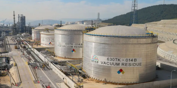 Sanksionet e Perëndimit-Rafineritë më të mëdha turke ulin blerjet e naftës ruse