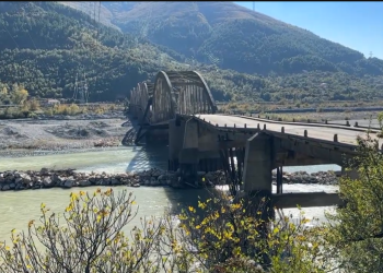 Ura e Zogut drejt rrënimit të plotë