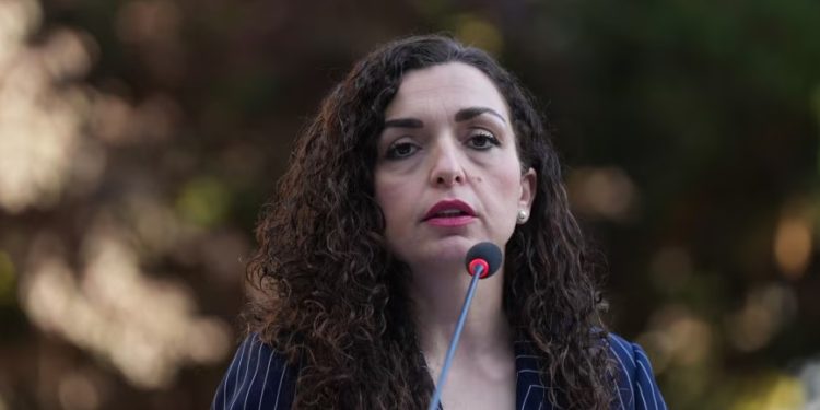 Vjosa Osmani mandaton Glauk Konjufcën për formimin e Qeverisë së re