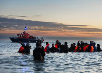 Azilkërkuesit përdorin shtegun ‘bidoon’ për të hyrë me mashtrim në Britani