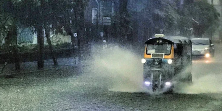 Reshje masive shiu “pushtojnë” Tajlandën