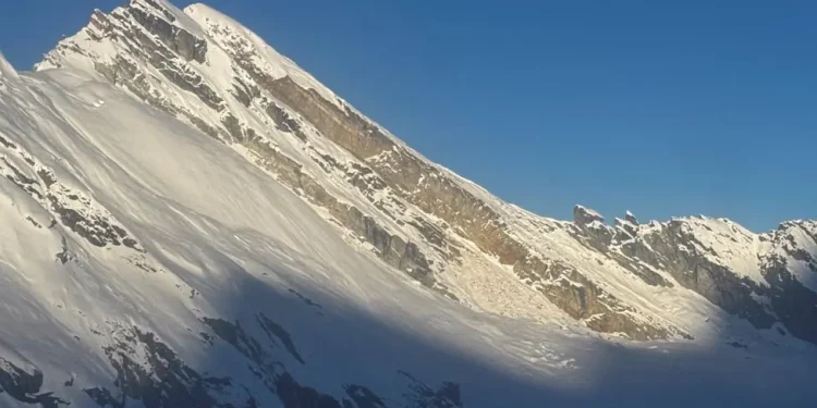 Shtatë alpinistë italianë ende të zhdukur në Nepal