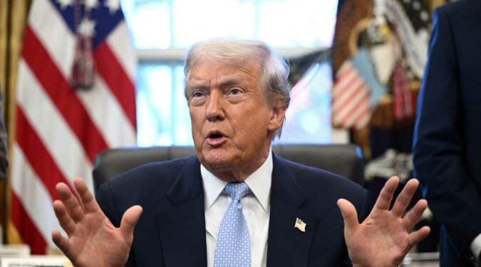 Dhoma e Përfaqësuesve në SHBA voton pro nxjerrjes së dosjes së Epstein