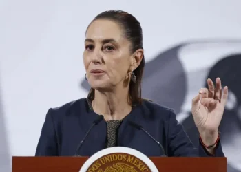 Kongresi i Perusë e shpall presidentin meksikan ‘persona non grata