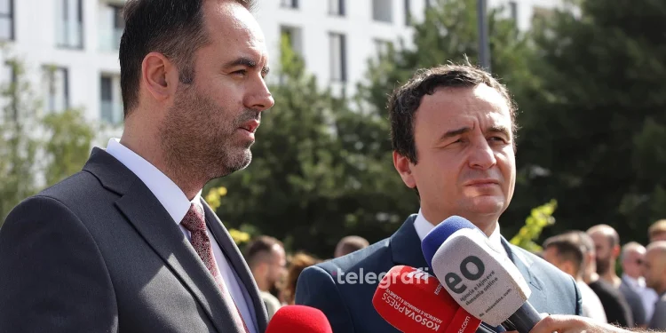 Konjufca pranon nominimin për mandatar, e siguron Kurtin: Populli pret rikthimin tënd më të fuqishëm