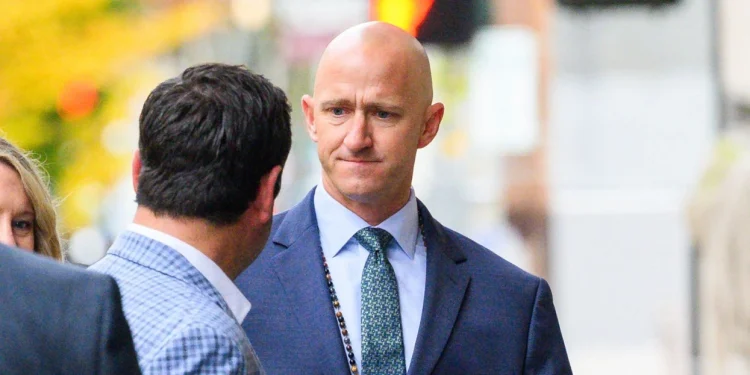 Lirohet piloti amerikan që u përpoq të fikte motorët e aeroplanit në mes të fluturimit