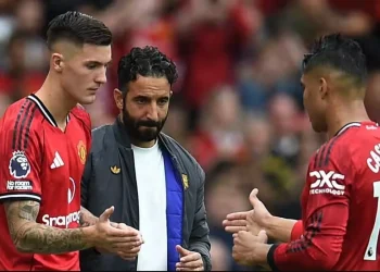 Manchester United po përgatitet të shpenzojë 120 milionë për të nënshkruar me dy yje