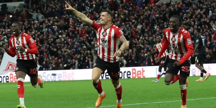 Legjenda angleze e cilëson Granit Xhakën si transferimin më të mirë të sezonit në Ligën Premier