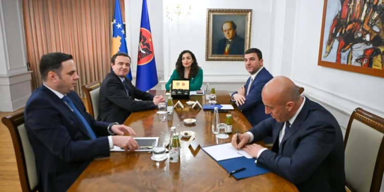 Caktimi i datës së zgjedhjeve të jashtëzakonshme në Kosovë, Haradinaj konfirmon pjesëmarrjen në takimin e ftuar nga Osmani