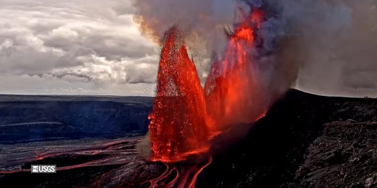 Vullkani Kilauea në Havait shpërthen përsëri, llava arrin deri në 400 metra lartësi