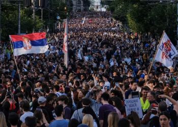 Kosova kryefjalë e betejës politike në Serbi