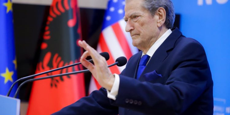 Berisha: Rama kërcënoi me vdekje gjyqtarin dhe prokurorin e Belinda Ballukut!