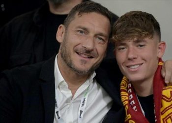 Francesco Totti krijon kompani në emër të djalit për të përfituar fondet europiane
