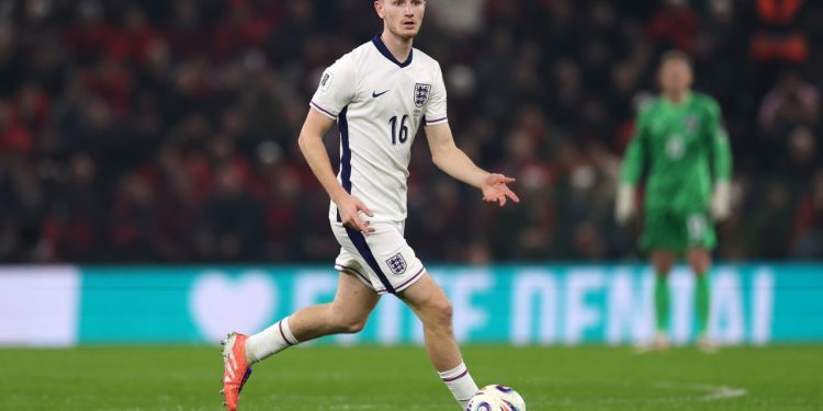 U kritikua nga mediat për ndeshjen me Shqipërinë, Roy Keane komenton performancën e mesfushorit anglez: Ishte shumë i butë