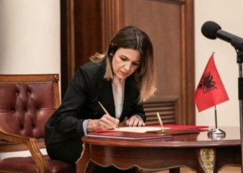 Fiona Papajorgji zgjidhet kryetare e Gjykatës Kushtetuese