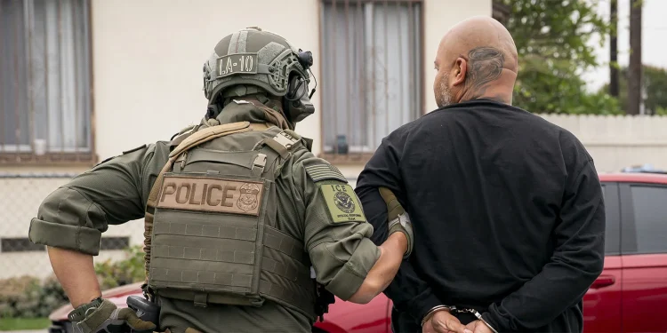 Gjashtë shqiptarë në listën e të ndaluarve për krime të rënda në SHBA