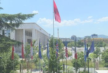 Ankohet Dhoma Amerikane e Tregtisë, ligjet i bëjmë si europianë, por i zbatojmë si shqiptarë