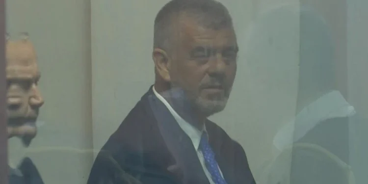 Lirohet nga burgu ish-ministri i Mjedisit, Lefter Koka