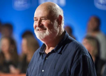 Regjisori i famshëm hollivudian Rob Reiner dhe bashkëshortja e tij gjenden të pajetë
