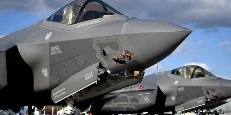 “Biznes me luftën”/ SIPRI: Firmat e armëve përfitojnë shumë nga konflikti në Ukrainë