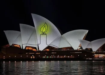 Një përkujtimore mbaron – por tragjedia e Bondit e ka lënë Australinë të tronditur