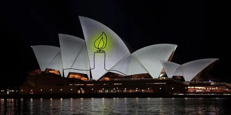 Një përkujtimore mbaron – por tragjedia e Bondit e ka lënë Australinë të tronditur