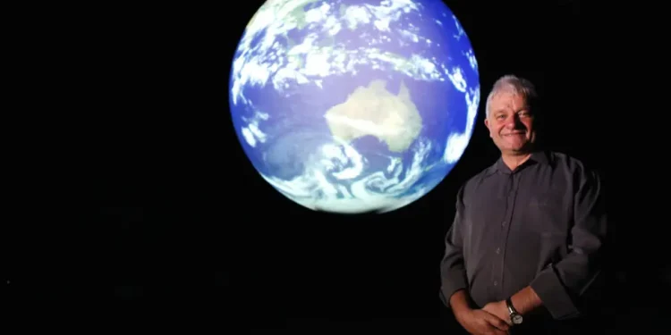 Shkencëtari më i mirë në Mbretërinë e Bashkuar thotë se kufizimet e vizave për kërkimin rrezikojnë ekonominë