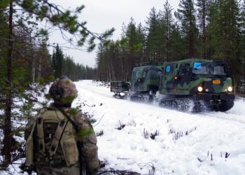 Shefi i ushtrisë britanike: I gjithë vendi duhet të përgatitet për kërcënimin rus