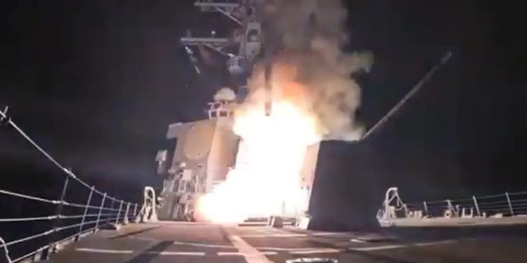 Kryen masakër ndaj të krishterëve, Donald Trump bombardon kampin e ISIS natën e Krishtlindjes