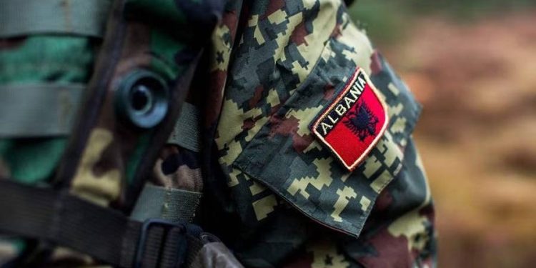 113 vjetori i FA, presidenti Begaj: Pjesëmarrja në misione ndërkombëtare na bën krenarë dhe kontribuues me vlera