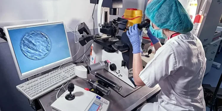 E kanë përdorur edhe klinika në Shqipëri, dhuruesi me gjen kancerogjen është babai i rreth 200 fëmijëve në Europë