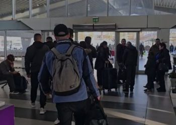 Festat e fundvitit, nisin lundrimet e dyfishuara të trageteve nga Durrësi drejt porteve italiane