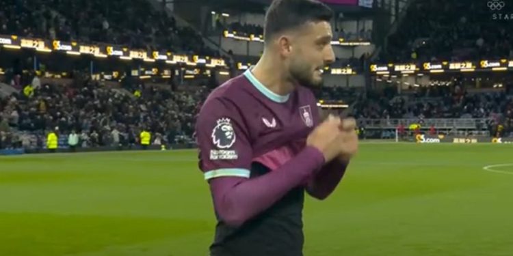 Armando Broja titullar, Burnley barazon ndaj ish-skuadrës së sulmuesit kuqezi