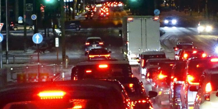 Tërmeti në Japoni, evakuohen mbi 90.000 banorë