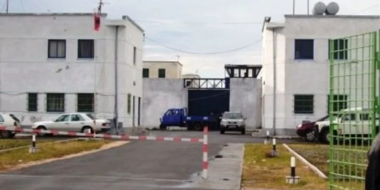 Berisha tenton arratisjen nga burgu i Lezhës, liria i zgjat vetëm 500 metra